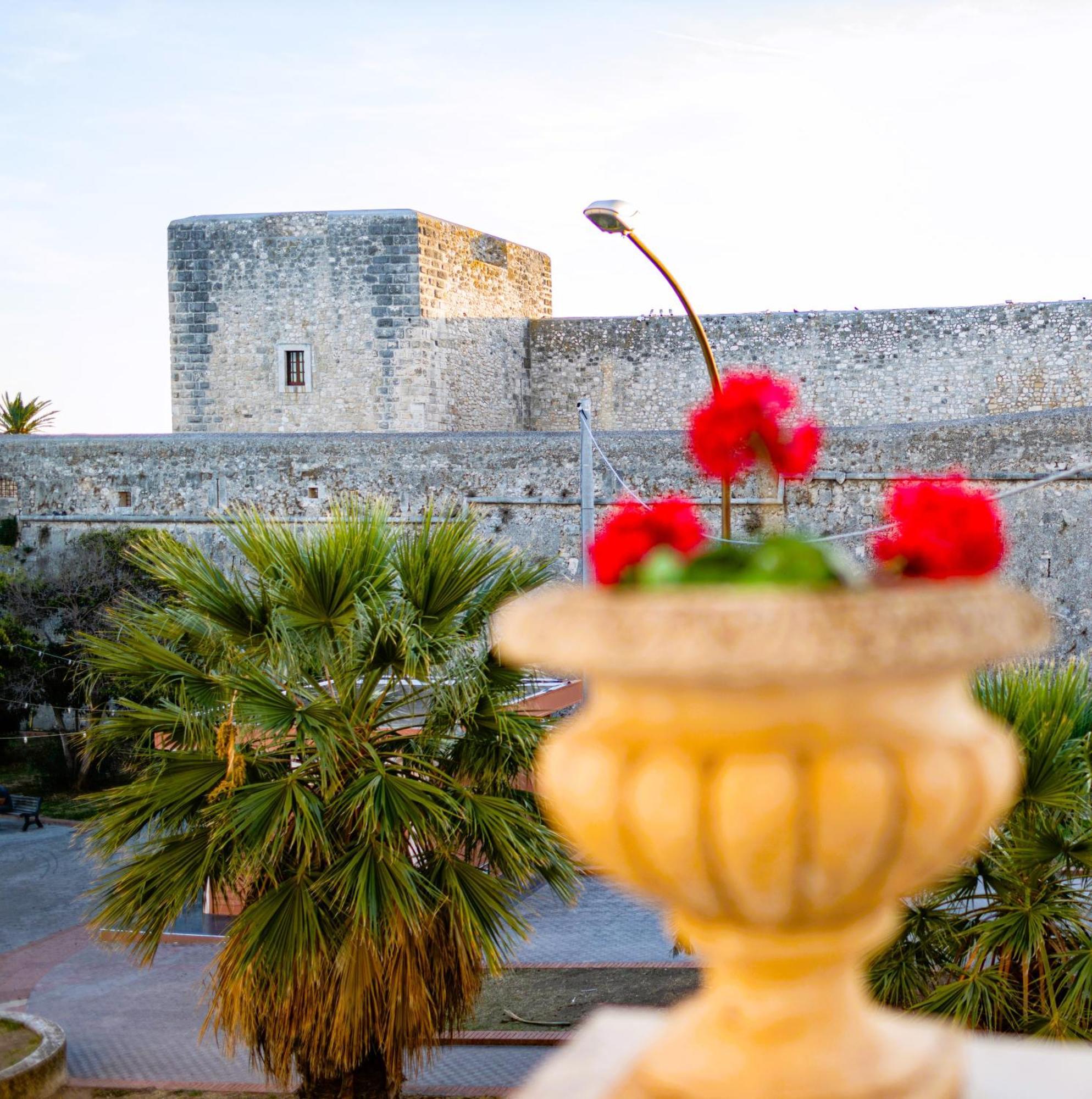 Appartamento Mare e Castello Manfredonia Esterno foto